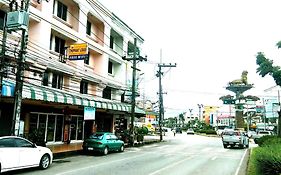 Thepparat alojamiento Hotel
